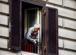 ROME, ITALY- The photos show the streets during the coronavirus quarantine in Rome, Italy on April 13, 2020. In the last 24 hours, 431 new deaths were registered, bringing the number of victims to 19,899, according to the data made public by the Italian Government. The death toll in the last 24 hours is the lowest since March 19.