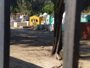 Jalisco, Mexico.- In the photos taken on May 11, 2021, it shows a pantheon in Jalisco, in the midst of the coronavirus pandemic. Until this Sunday (9) there were 218,985 deaths caused by the coronavirus disease in Mexico. This means that in the last 24 hours 57 new deaths were added to the national statistics, the lowest death toll since April 2020, according to the Ministry of Health