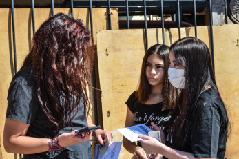 San Juan, Argentina.- En las fotos tomadas el 21 de febrero del 2022, muestra un centro de vacunación contra el coronavirus. El ministerio de Salud de la Nación informó este domingo que, en las últimas 24 horas, se registraron 93 muertes por coronavirus y 4.450 nuevos contagios, la cifra más baja en dos meses. La última vez que se registró un número menor de infectados fue el 19 de diciembre de 2021, con 3.254.