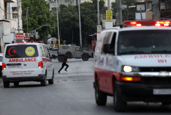 West Bank, Palestine - The photos show caoe in the streets of the northern West Bank city of Nablus during an Israeli offensive on June 3, 2024. Two Palestinians were killed and six others were wounded on Monday during an Israeli military operation in the northern West Bank city of Nablus, the Palestinian Health Ministry said.