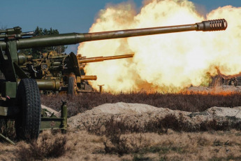 Ukraine.- In these photos, members of the Ukrainian Armed Forces are deployed amid the conflict with Russia on August 16, 2024. Ukrainian President Volodymyr Zelensky said that his country's forces managed to take the Russian city of Sudzha, located 105 kilometers southwest of the border territory of Kursk. Amid this surprising advance, kyiv is asking its allies for permission to use Western weapons inside Russia.