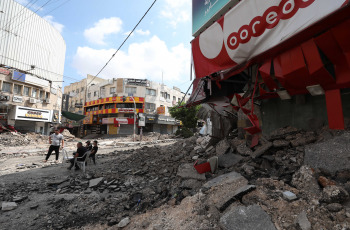Cisjordania.- En las fotos, muestra edificios destruidos después de una incursión israelí en la ciudad cisjordana de Yenín, el 3 de septiembre de 2024. Jenin, conocido como un bastión de los grupos armados en Cisjordania, fue escenario de una operación militar israelí la semana anterior. Según las autoridades, 20 personas perdieron la vida en tres ciudades del norte de Cisjordania. Allí, el Ejército israelí ha llevado a cabo una serie de redadas masivas, las más grandes desde que estalló la guerra en la Franja de Gaza el 7 de octubre de 2023.